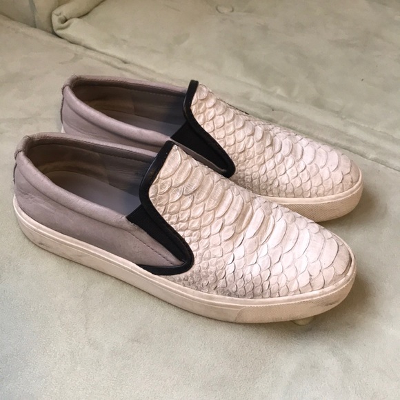 Vince Shoes - Limited edition Vince slip on sneakers